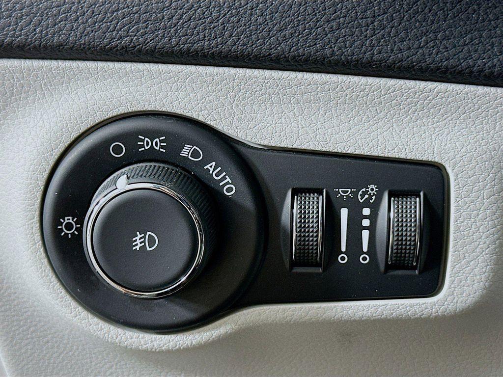used 2018 Jeep Compass car, priced at $16,618