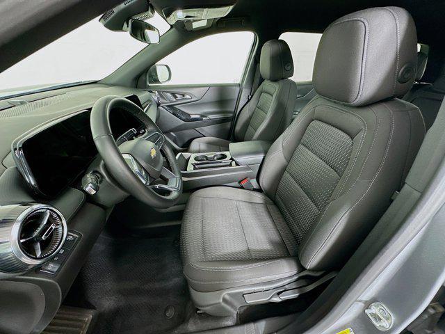 used 2025 Chevrolet Equinox car, priced at $22,487