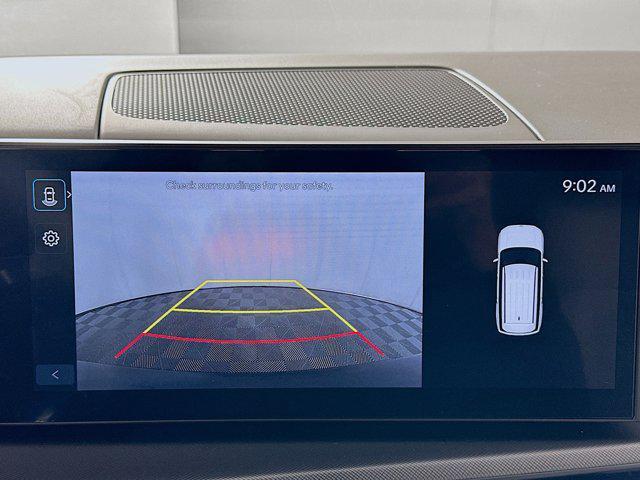 used 2024 Hyundai Santa Fe car, priced at $25,996