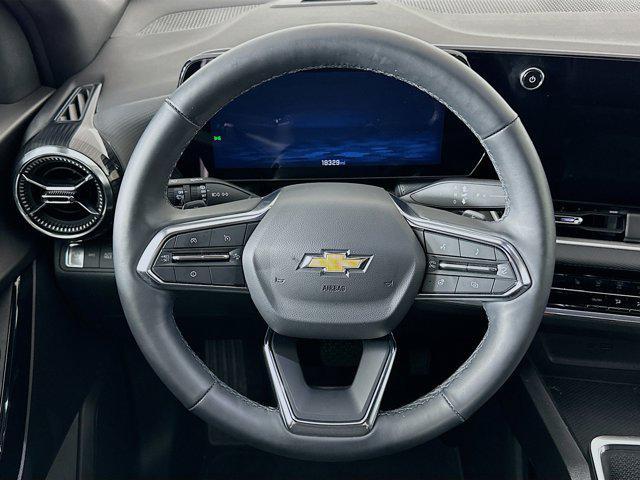 used 2025 Chevrolet Equinox car, priced at $25,996