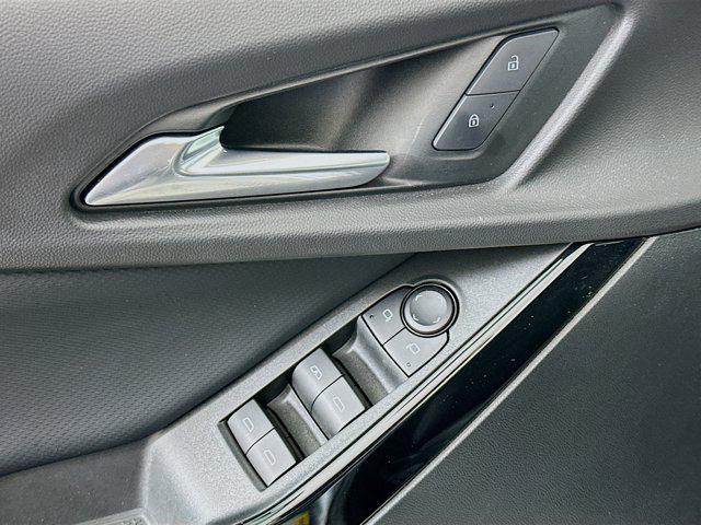 used 2025 Chevrolet Equinox car, priced at $25,996