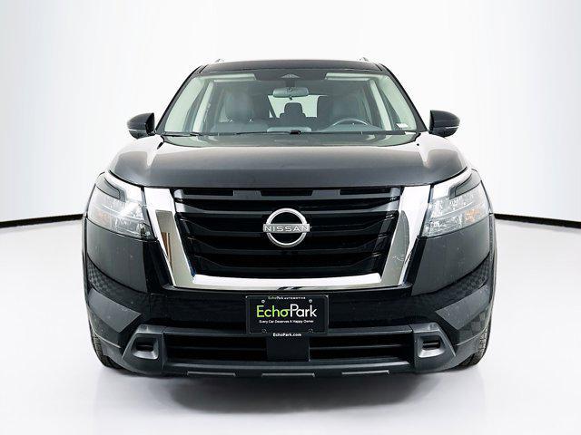 used 2025 Nissan Pathfinder car, priced at $28,197