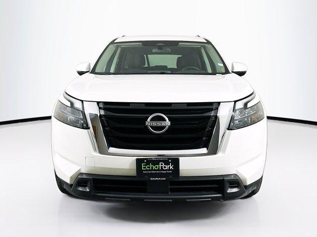 used 2025 Nissan Pathfinder car, priced at $28,487