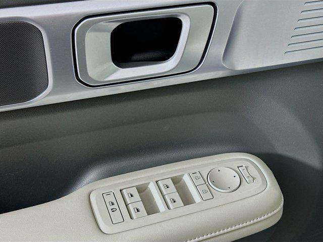 used 2024 Hyundai Santa Fe car, priced at $25,497