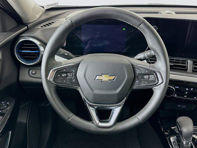 used 2025 Chevrolet Trax car, priced at $19,996