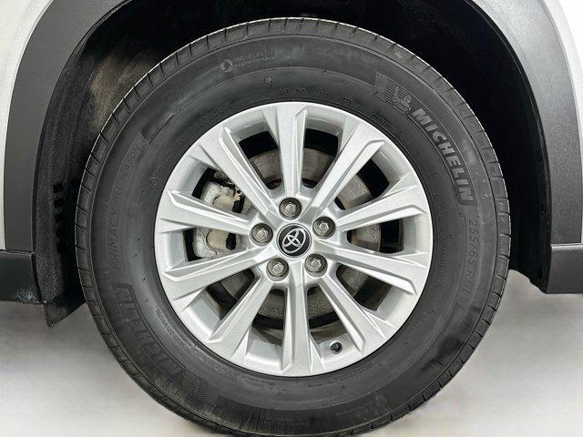 used 2025 Toyota Grand Highlander car, priced at $40,497