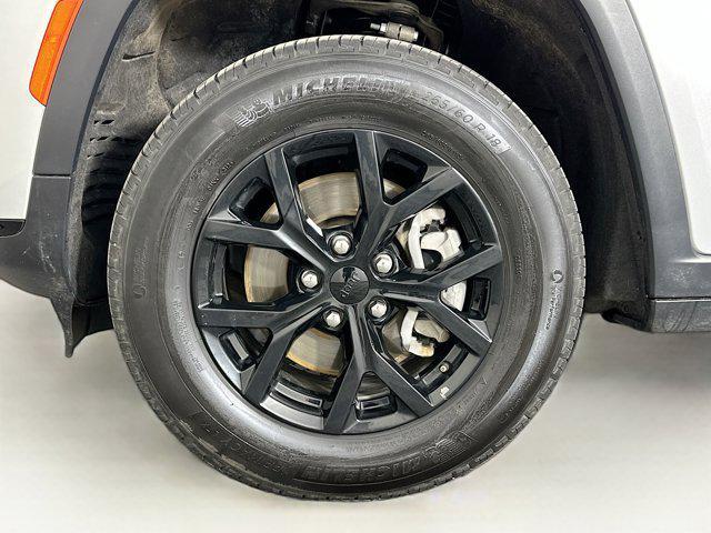 used 2024 Jeep Grand Cherokee L car, priced at $29,496