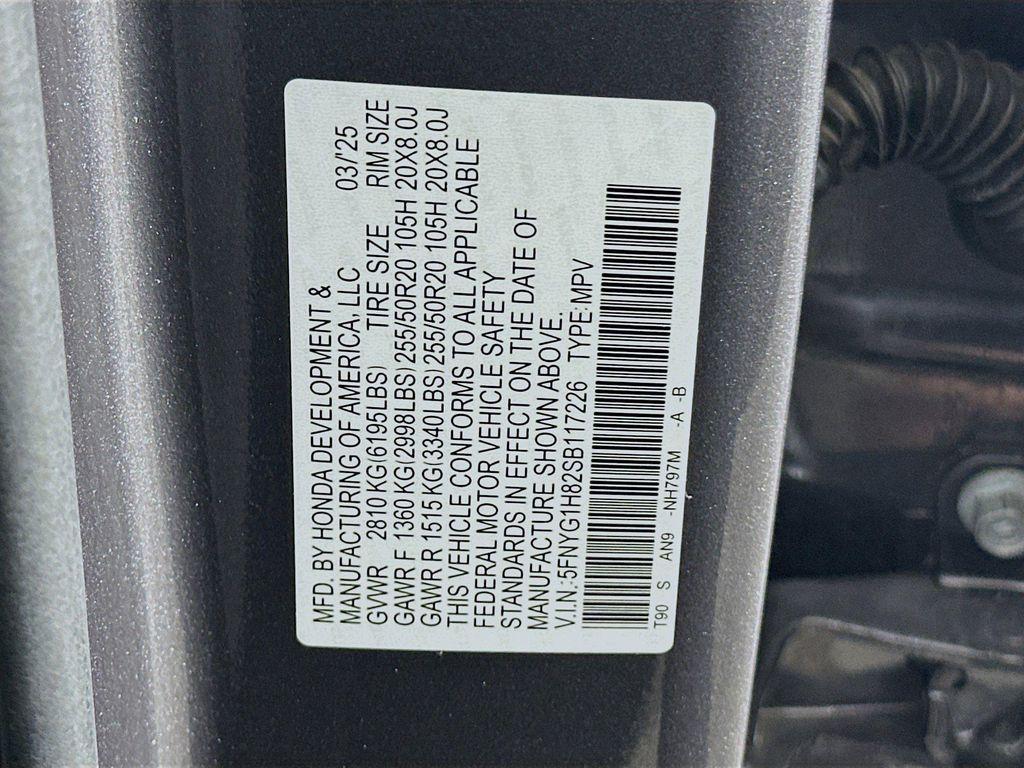 used 2025 Honda Pilot car, priced at $48,618
