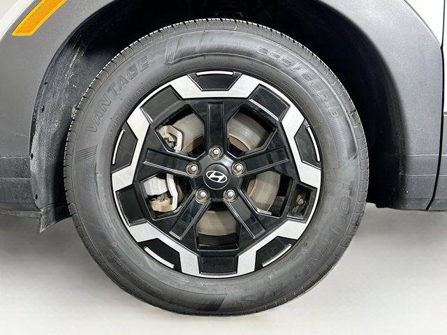 used 2025 Hyundai Santa Fe car, priced at $27,987