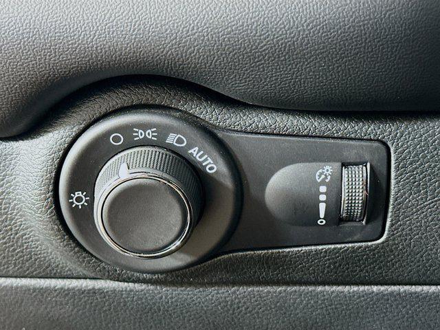 used 2024 Dodge Durango car, priced at $28,118