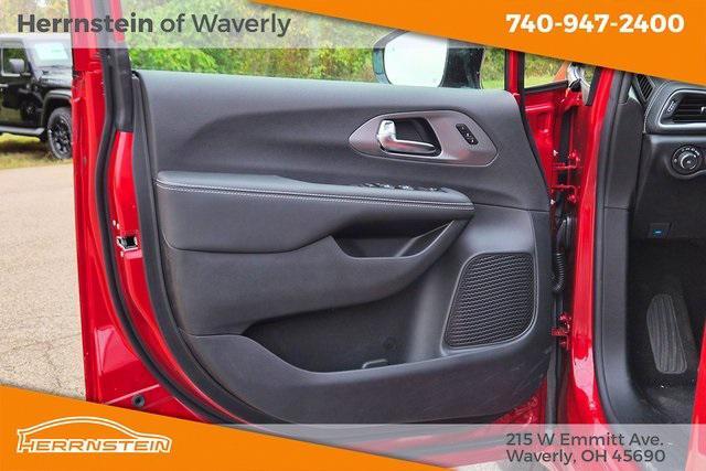 new 2026 Chrysler Pacifica car, priced at $45,503