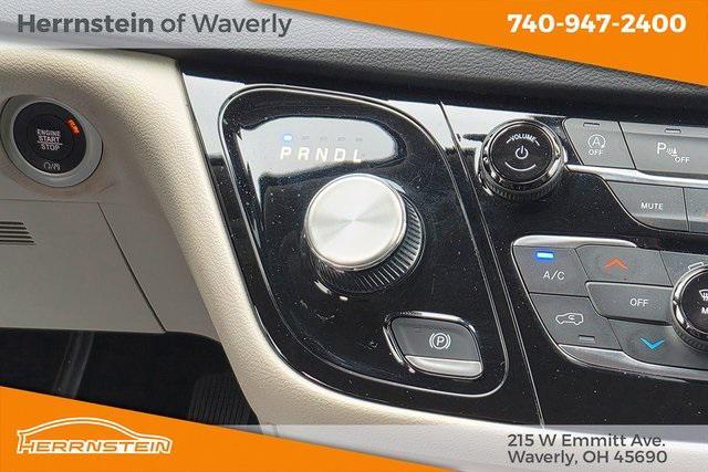 used 2023 Chrysler Pacifica car, priced at $25,150