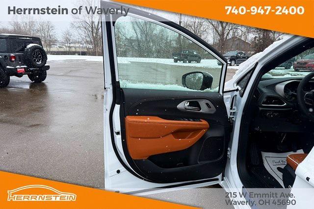 new 2026 Chrysler Pacifica car, priced at $58,090