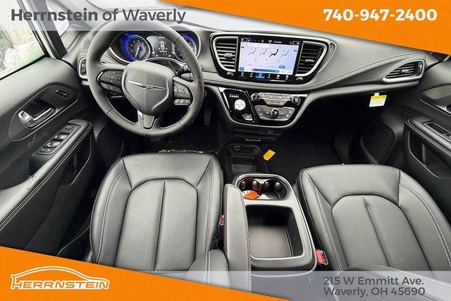 new 2026 Chrysler Pacifica car, priced at $48,685