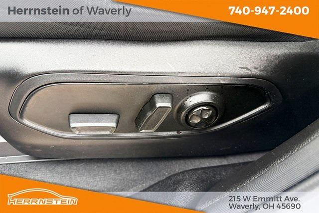 used 2025 Jeep Grand Cherokee car, priced at $35,000