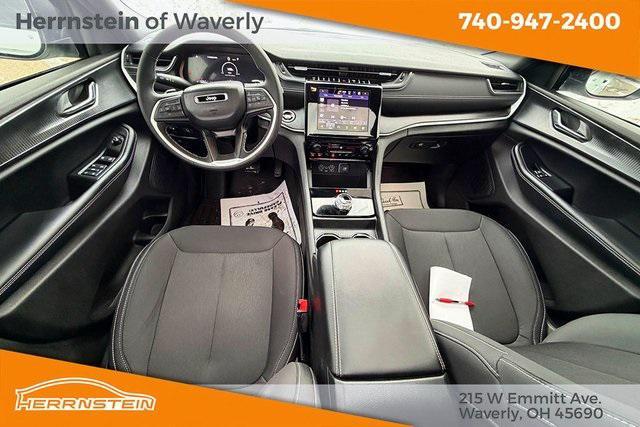 used 2025 Jeep Grand Cherokee car, priced at $35,000