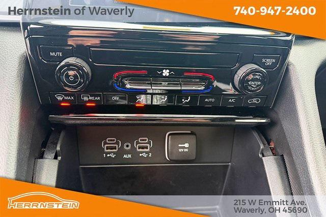 used 2025 Jeep Grand Cherokee car, priced at $35,000