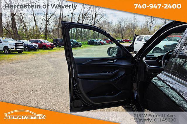 new 2025 Jeep Grand Cherokee L car, priced at $43,500