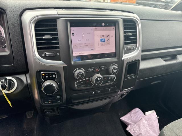 used 2022 Ram 1500 Classic car, priced at $31,927