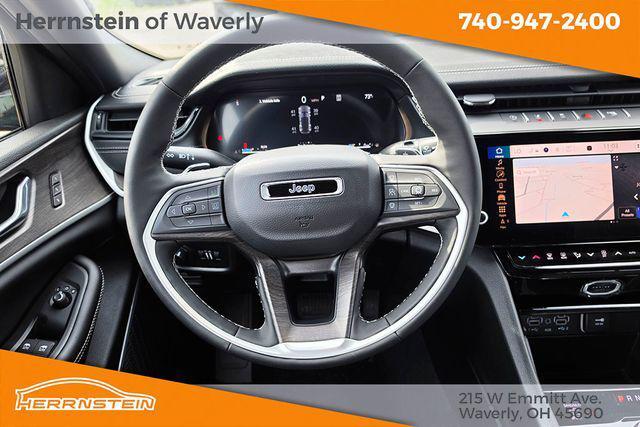 new 2026 Jeep Grand Cherokee car, priced at $46,900