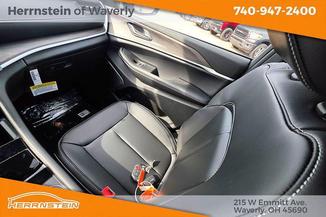 new 2026 Jeep Grand Cherokee car, priced at $46,900