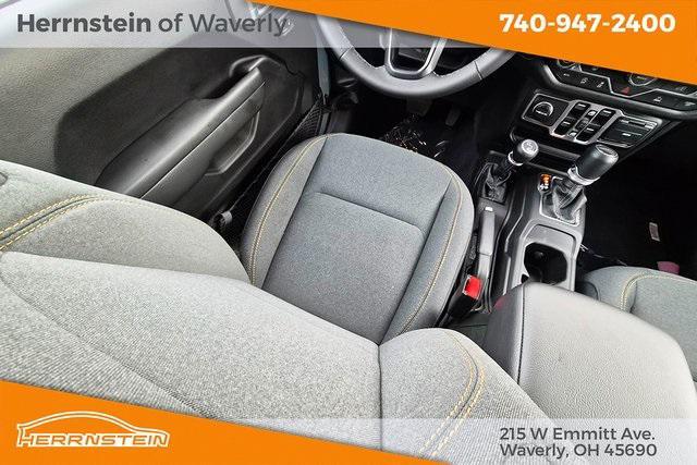 new 2026 Jeep Gladiator car, priced at $44,737