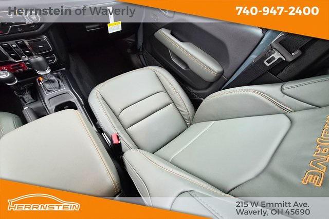 new 2025 Jeep Gladiator car, priced at $56,400