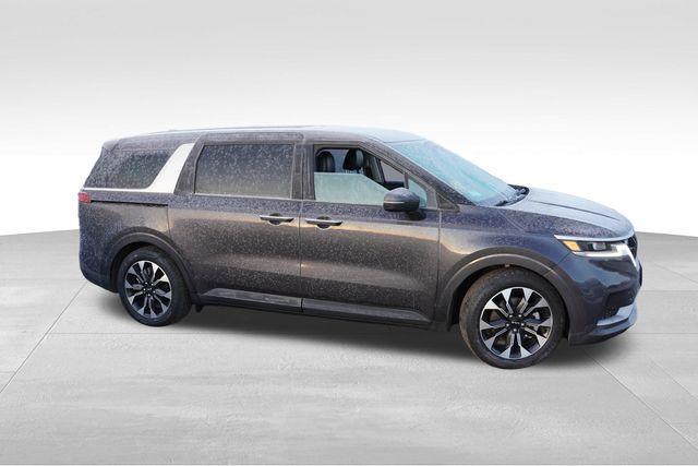 used 2023 Kia Carnival car, priced at $35,000