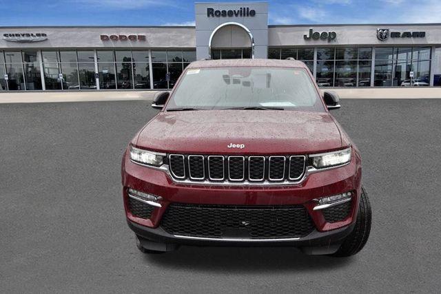 new 2025 Jeep Grand Cherokee car, priced at $40,124