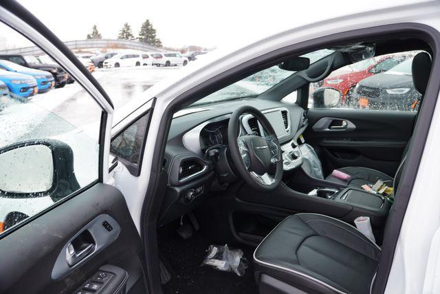 new 2026 Chrysler Pacifica car, priced at $49,519