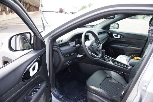 new 2025 Jeep Compass car, priced at $31,365