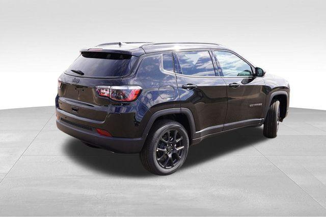 new 2025 Jeep Compass car, priced at $32,581