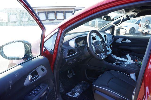 new 2026 Chrysler Pacifica car, priced at $49,149