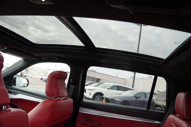 used 2024 Jeep Wagoneer S car, priced at $33,888