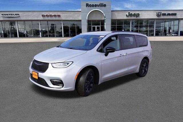new 2026 Chrysler Pacifica car, priced at $45,330
