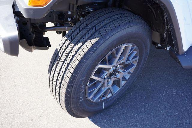 new 2025 Jeep Wrangler car, priced at $47,075