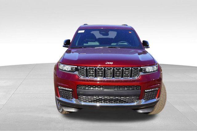 new 2025 Jeep Grand Cherokee L car, priced at $41,674