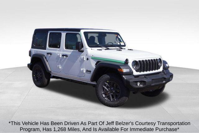 new 2025 Jeep Wrangler car, priced at $43,174