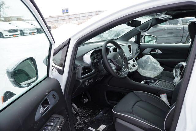 new 2026 Chrysler Pacifica car, priced at $50,581