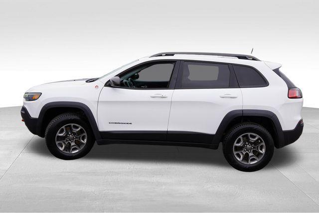 used 2019 Jeep Cherokee car, priced at $15,947