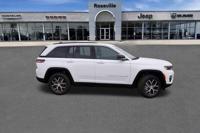new 2025 Jeep Grand Cherokee car, priced at $39,906