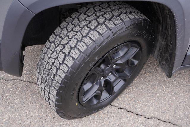 used 2019 Jeep Cherokee car, priced at $15,777