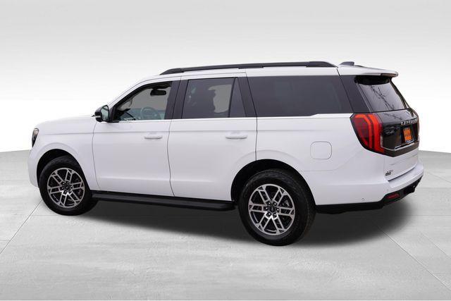 used 2025 Ford Expedition car, priced at $56,989