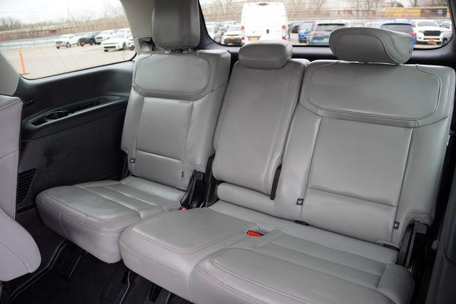 used 2025 Ford Expedition car, priced at $56,989