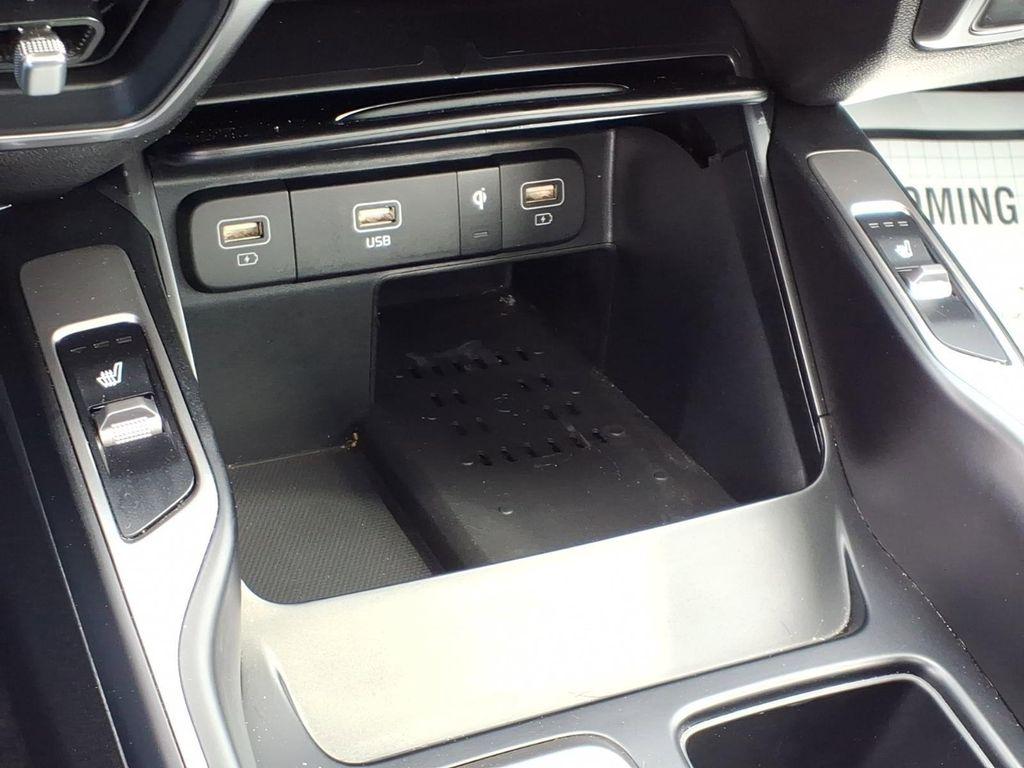 used 2023 Kia Sorento car, priced at $29,625