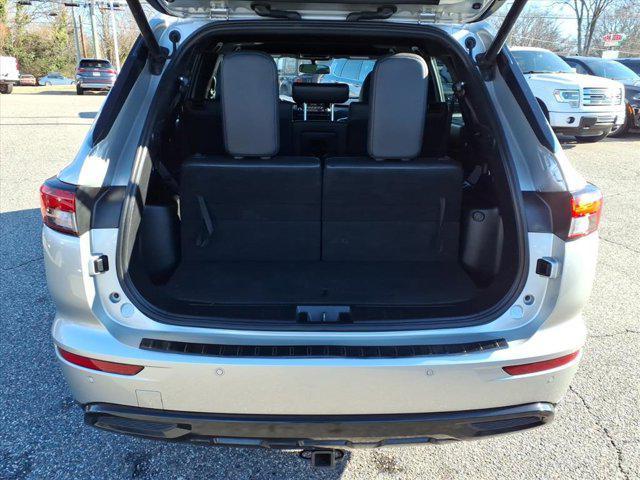 used 2022 Mitsubishi Outlander car, priced at $18,300