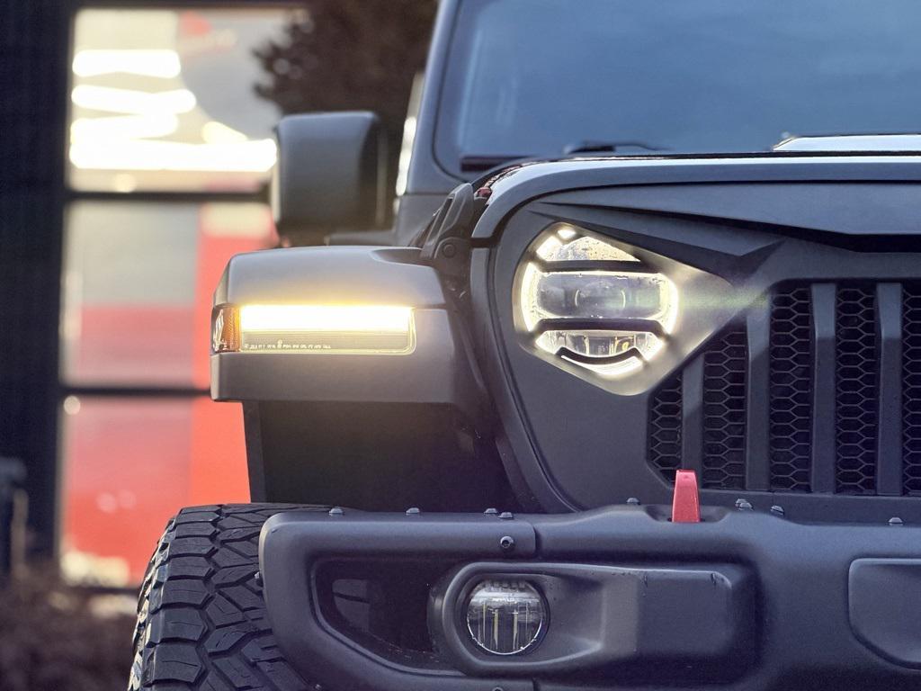 used 2018 Jeep Wrangler Unlimited car, priced at $27,895