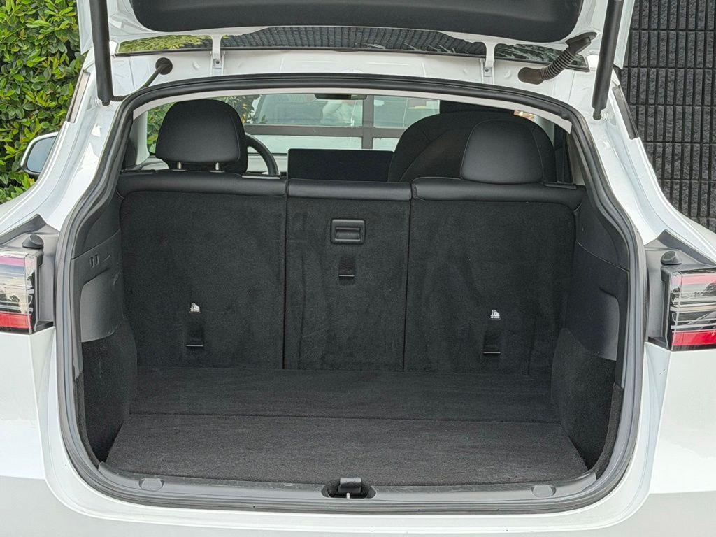 used 2021 Tesla Model Y car, priced at $27,695