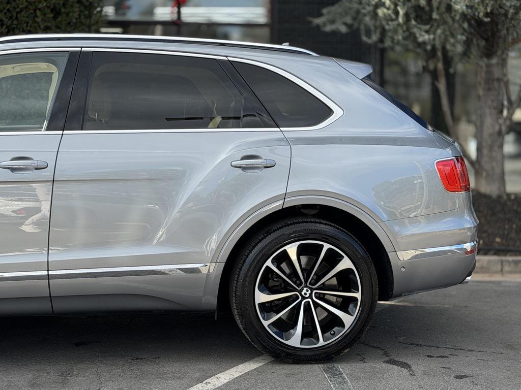 used 2019 Bentley Bentayga car, priced at $66,985
