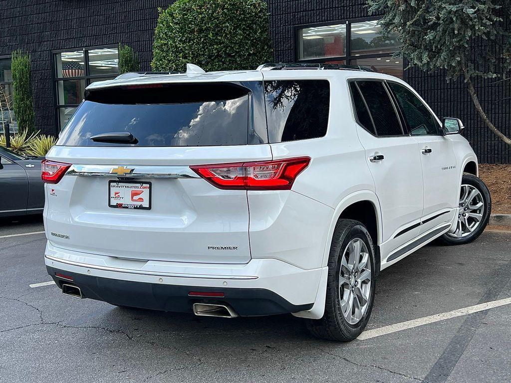 used 2021 Chevrolet Traverse car, priced at $24,595